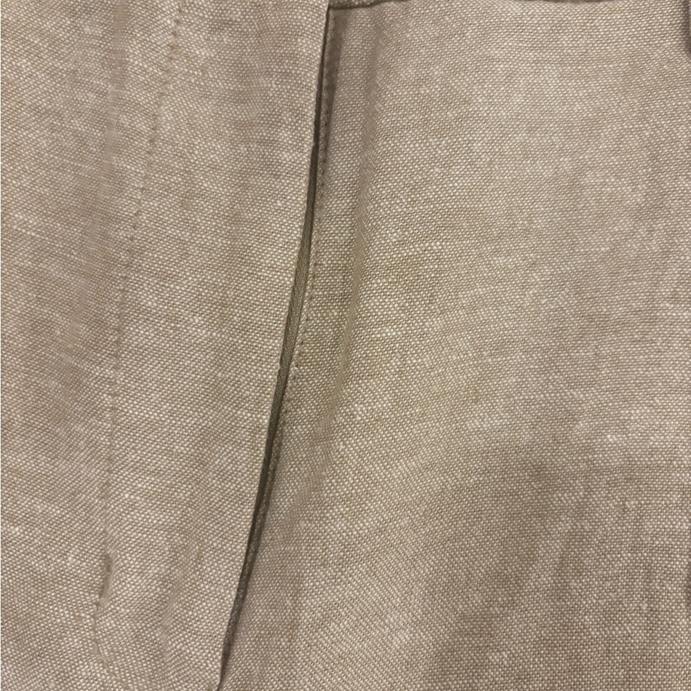 OLD NAVY WOMENS TAN SHORTS - Picture 3 of 6